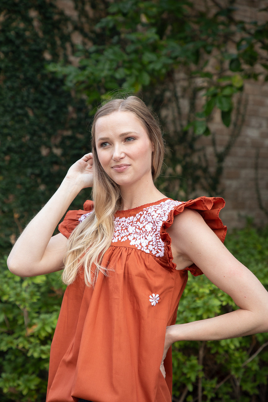 Carolina Ruffles Top | Burnt Orange with white