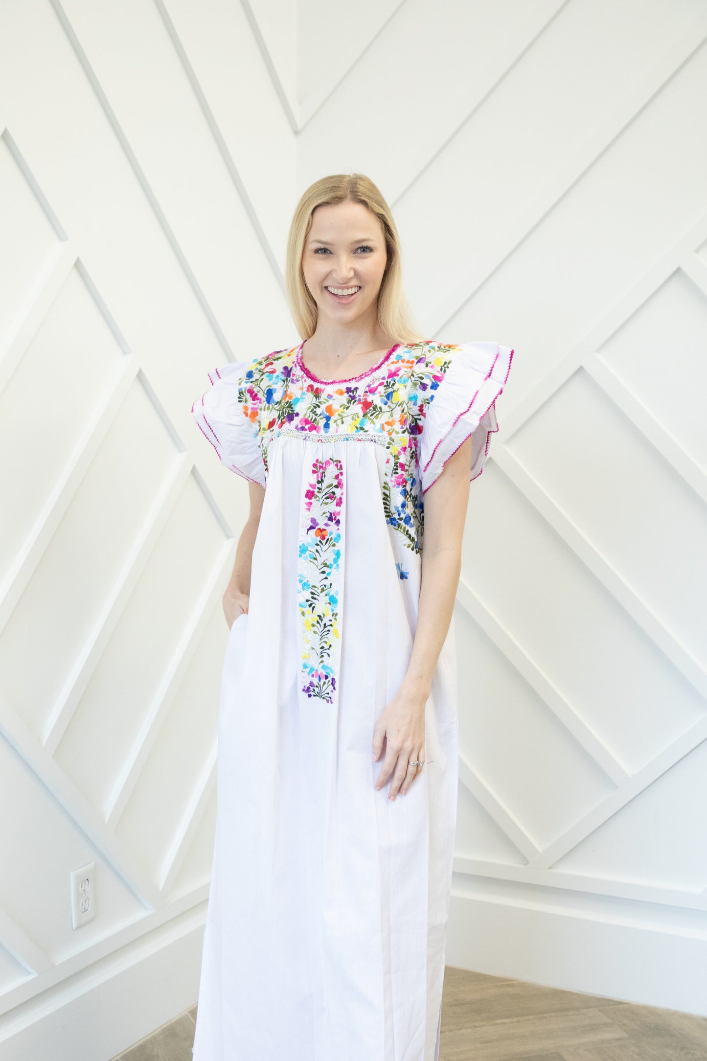 Mariana | Maxi White Multicolor Dress