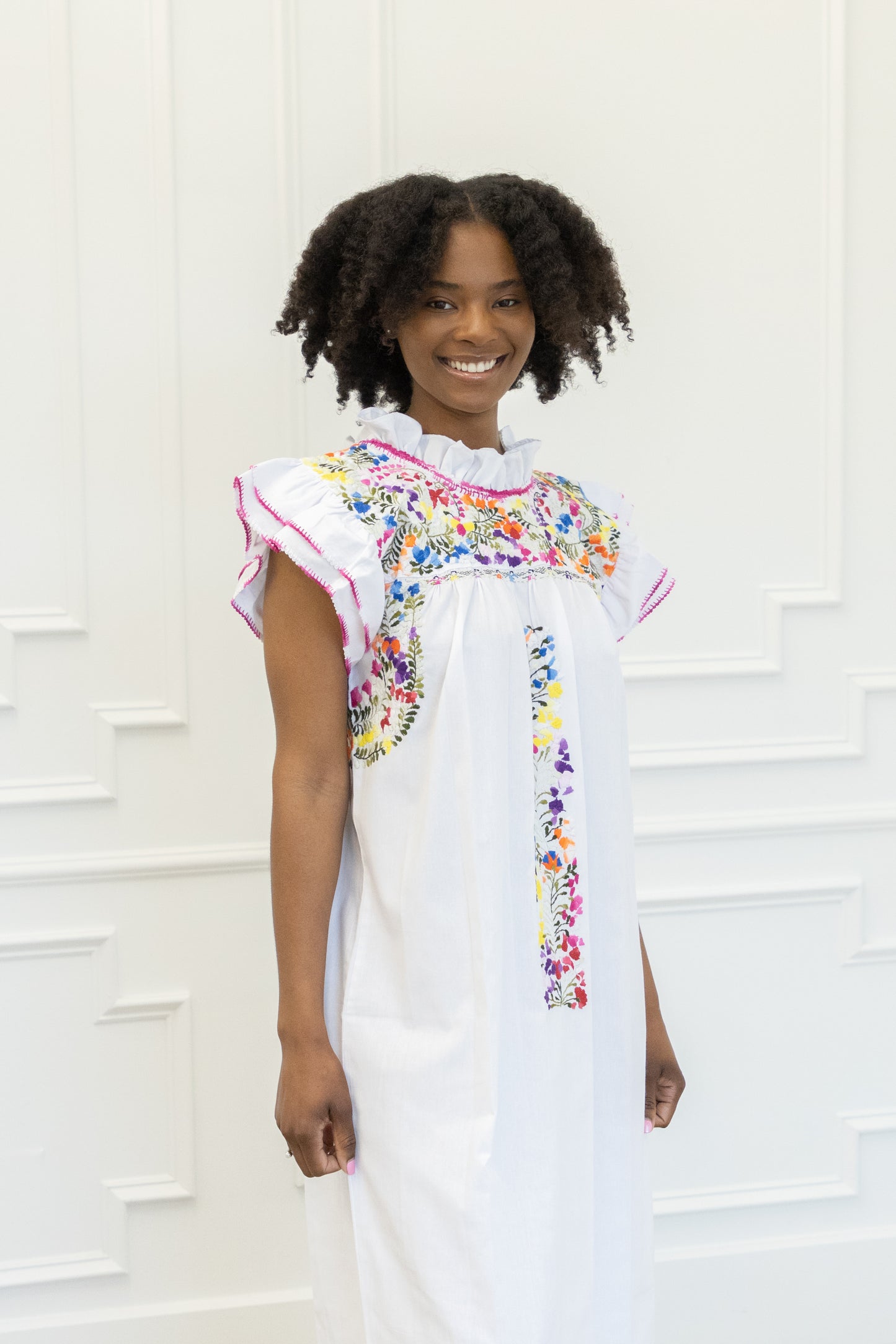 Mariana | Maxi White Multicolor with Ruffle collar Dress