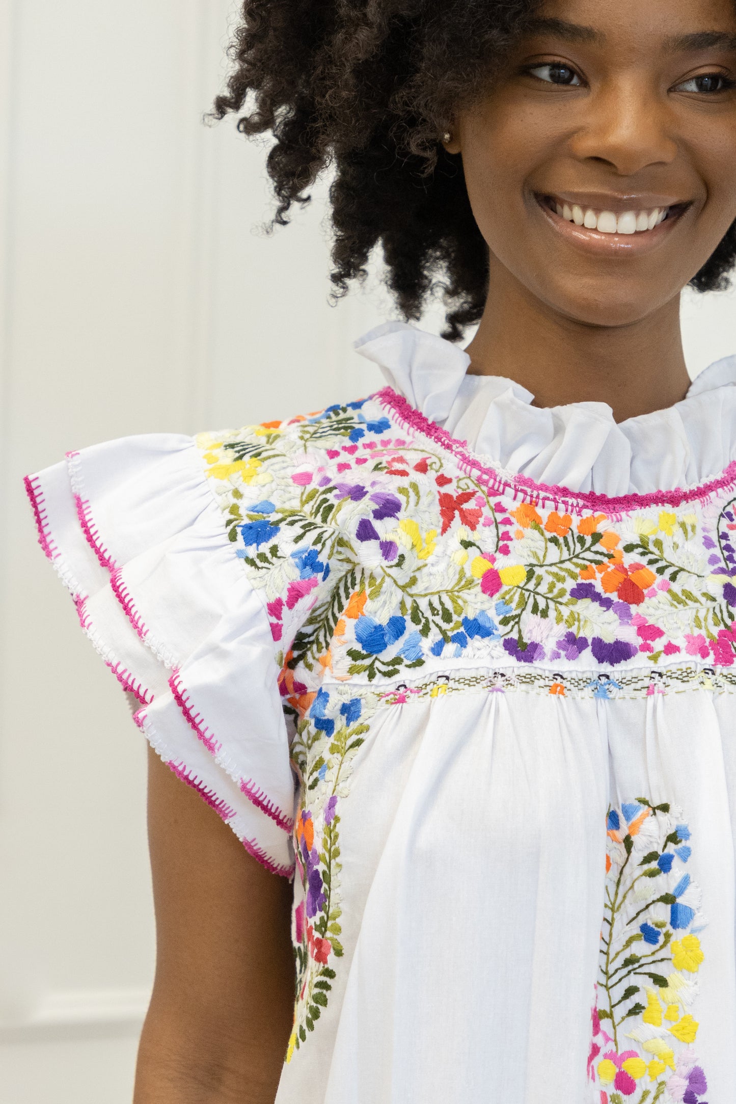 Mariana | Maxi White Multicolor with Ruffle collar Dress