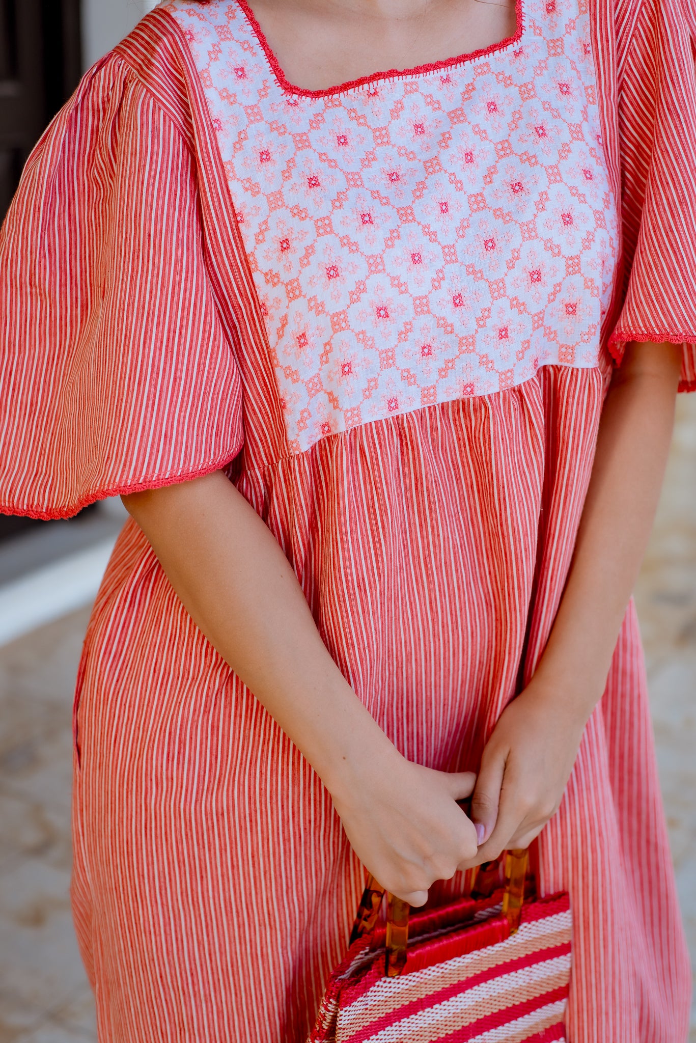 Rosy Cross Stitch - Punto de Cruz Dress | Coral stripes