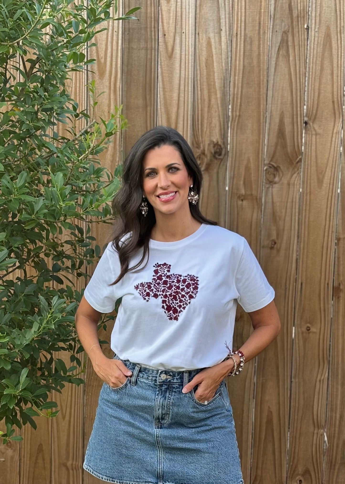Howdy Yall shirt | White with Maroon