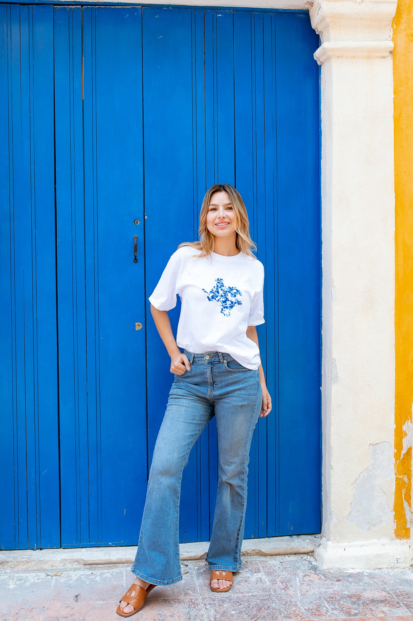 
                  
                    Texas Yall shirt Flores  | Blue
                  
                